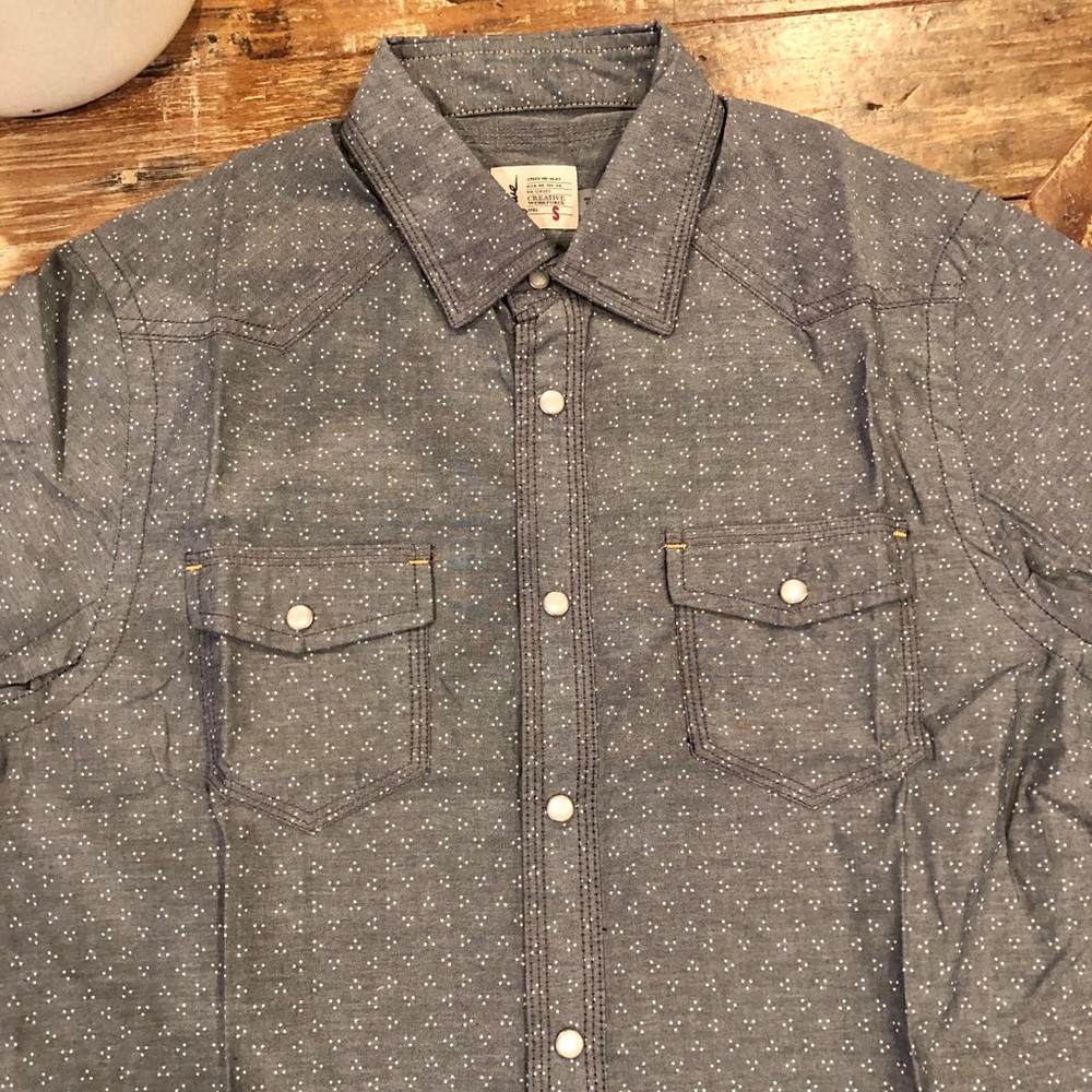 Howe Chambray Button Down - Picture 2 of 4